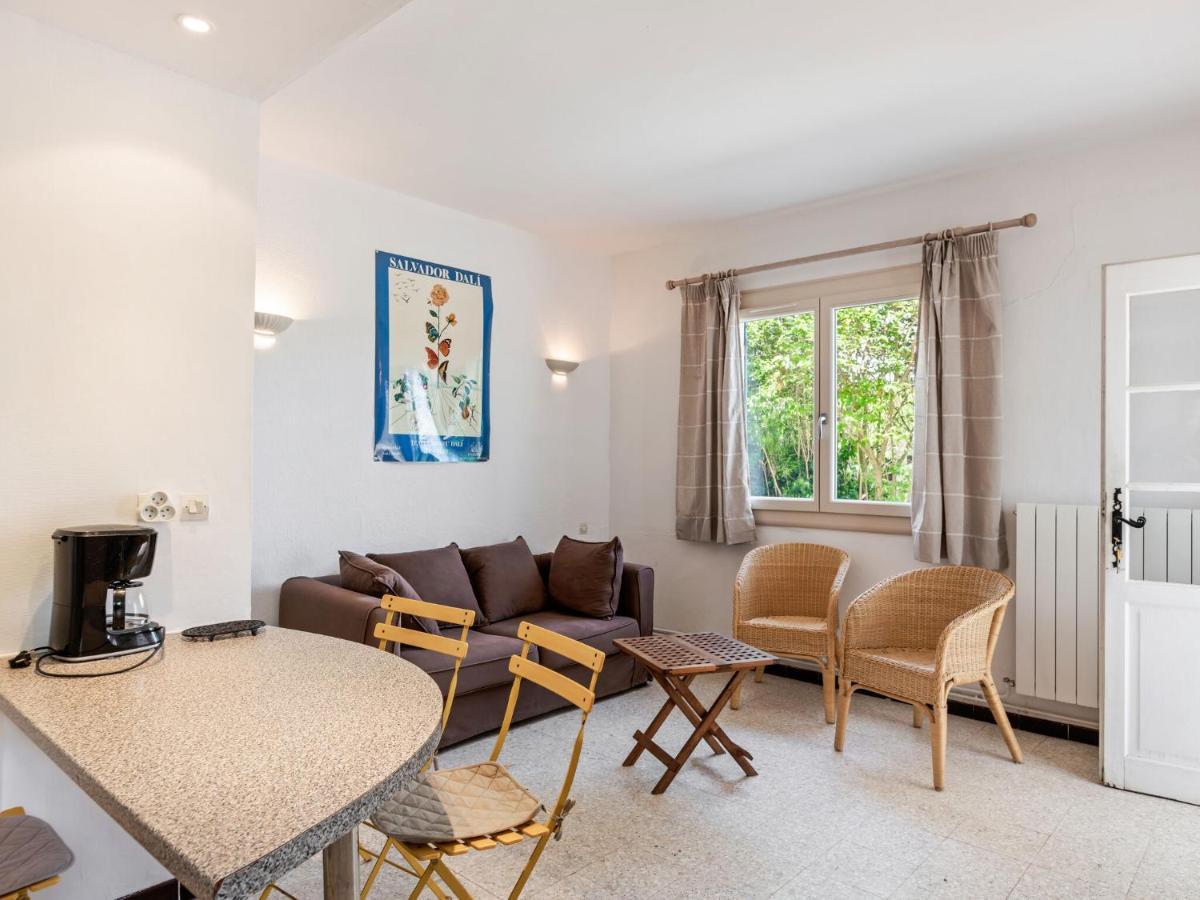 Ferienwohnung Flat In A Beautiful Building With Pool Mèze Exterior foto
